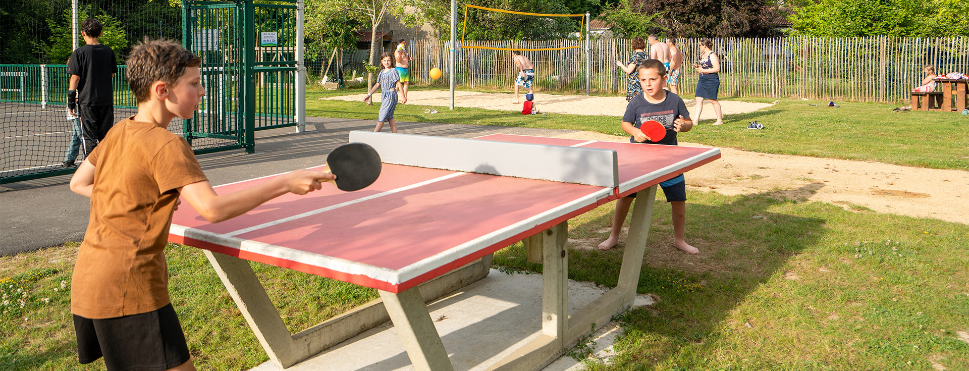 animations familiales et tournois sportifs au camping