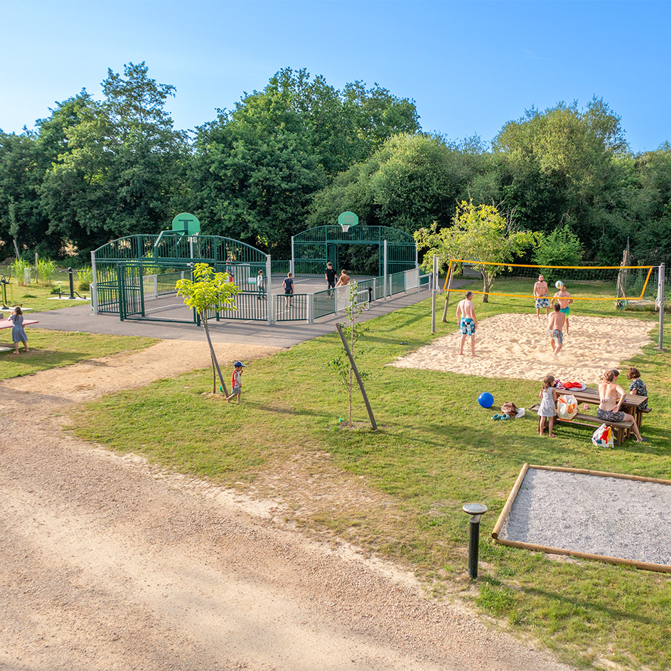 Campsite entertainment activities apremont