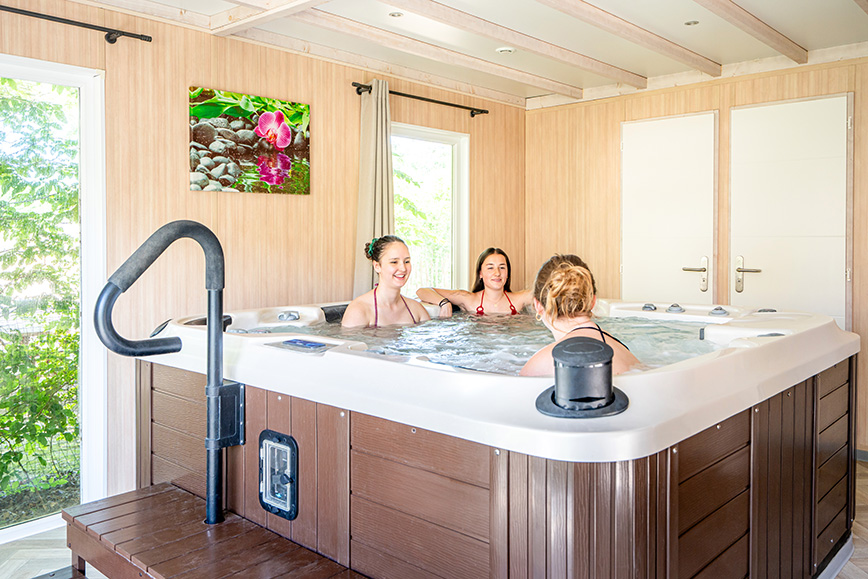 zen chalet with spa and sauna