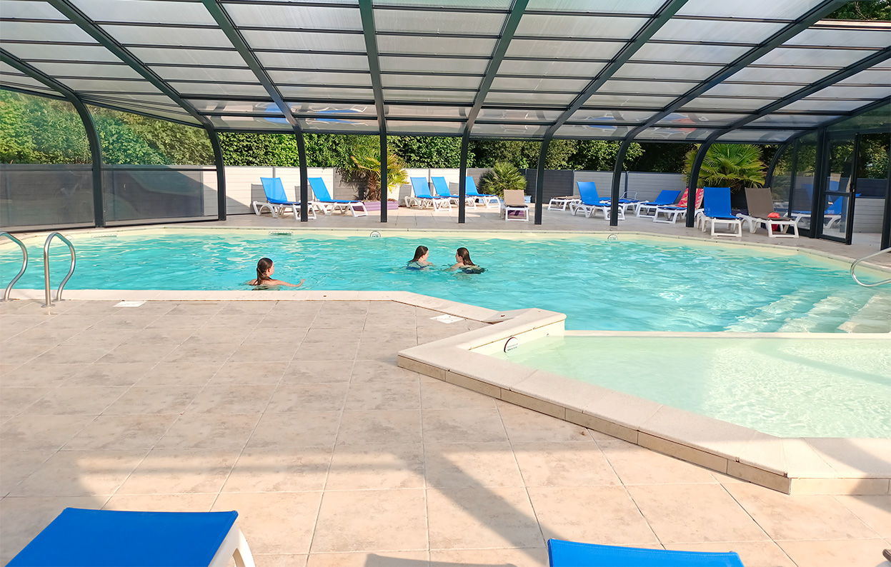 heated indoor swimming pool in vendee