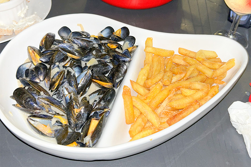 repas moules frites