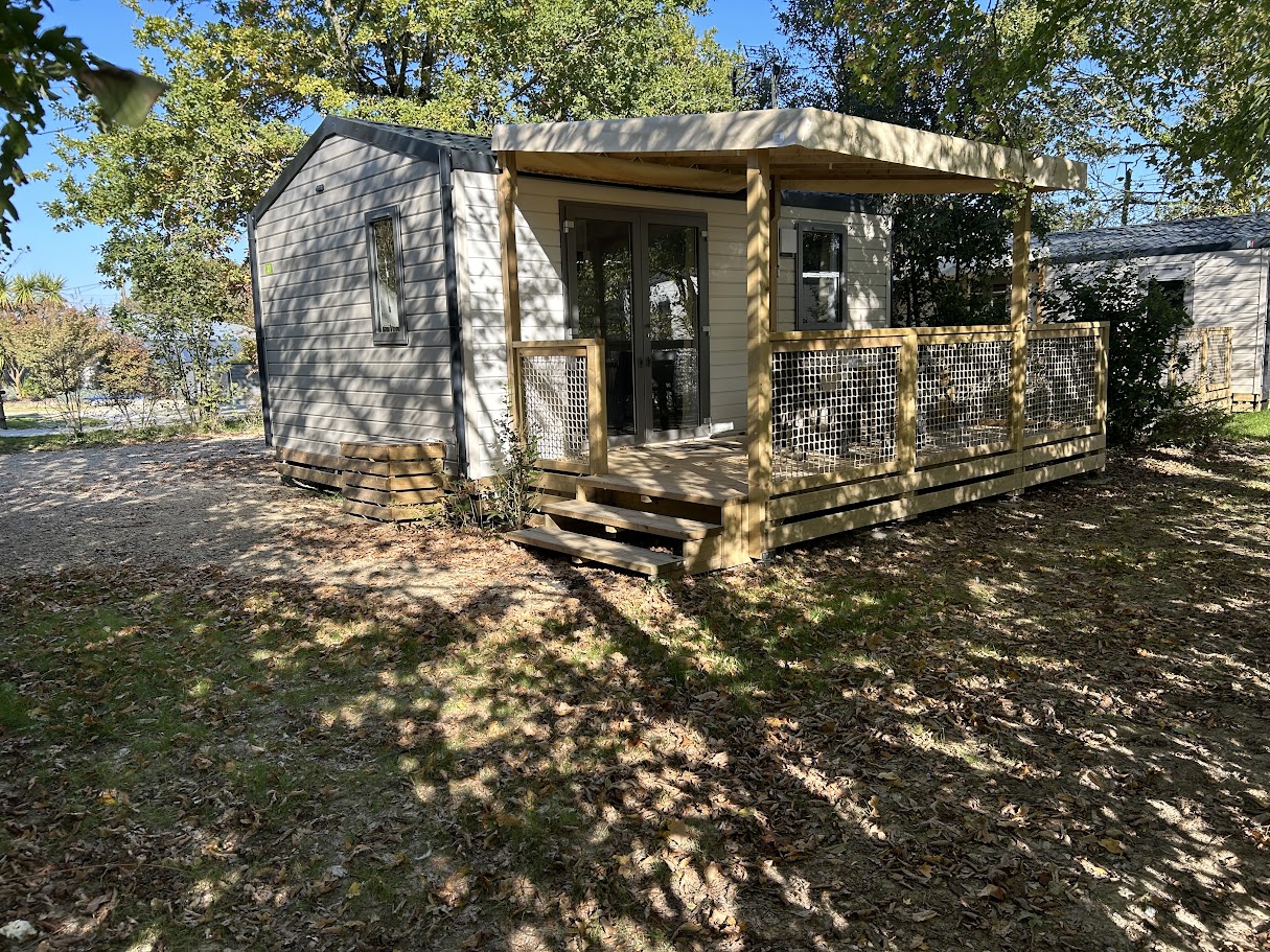 Premium 1-bedroom mobile home for 2 to 4 people